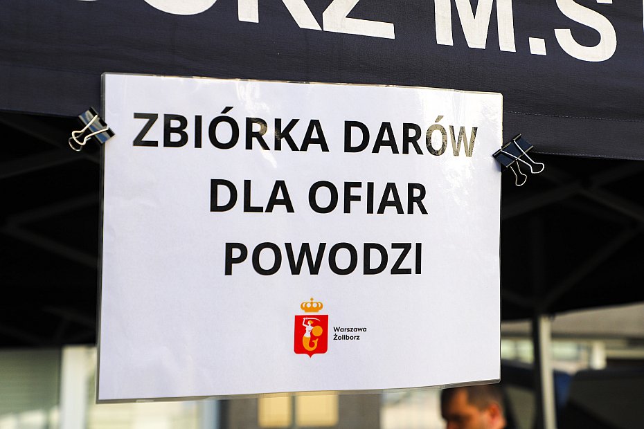 Zarzd oliborza dzikuje mieszkacom za pomoc powodzianom