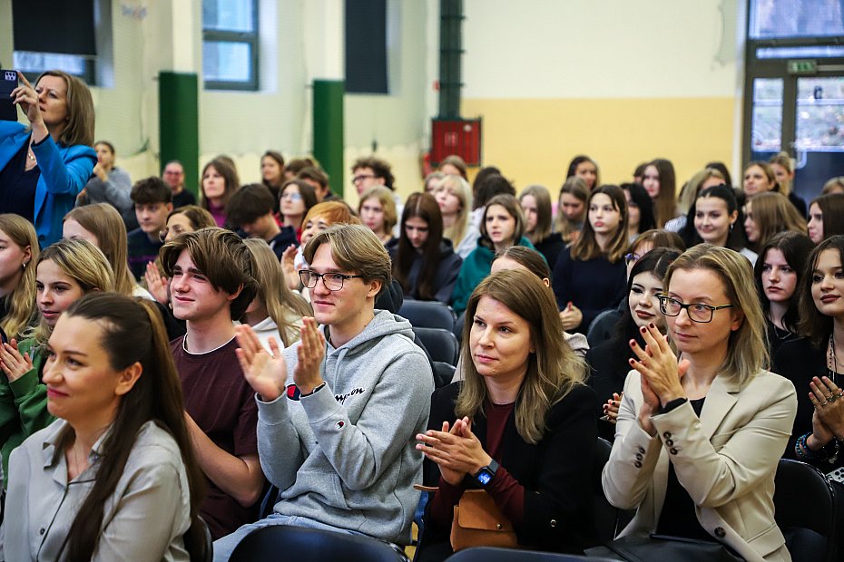 Pasja, motywacja, odwaga. Inauguracja oliborskich Dni Kariery Zawodowej