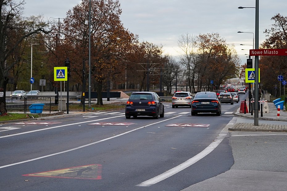 Nowe wiata na Somiskiego. Warszawa poprawia bezpieczestwo pieszych