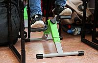 Uczniowie pedałują podczas lekcji. Nowatorski projekt na Żoliborzu